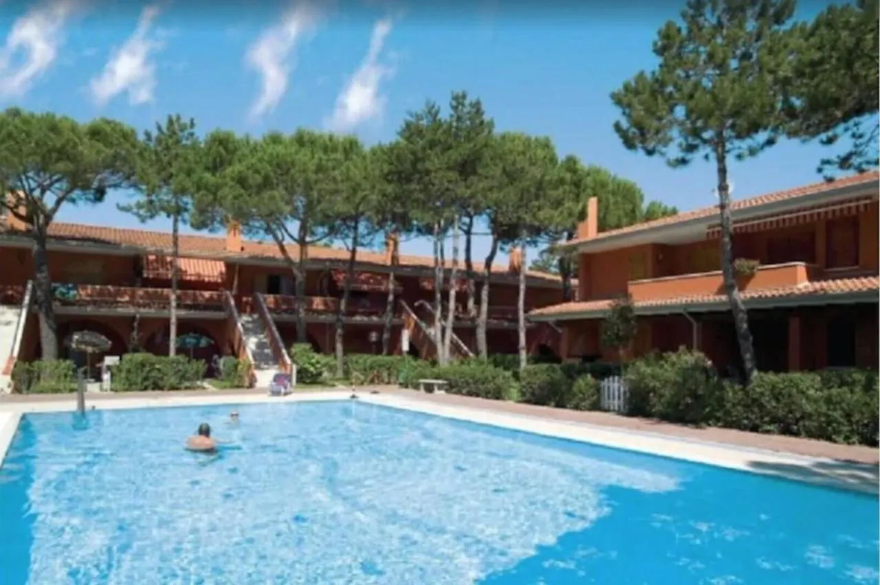 Apartment Bright Flat In A Poolside Residence - Beahost Bibione Italy